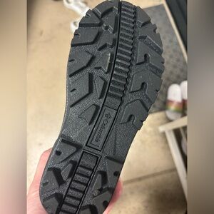 Columbia Youth size 2 Snow Boots Powderbug Plus II